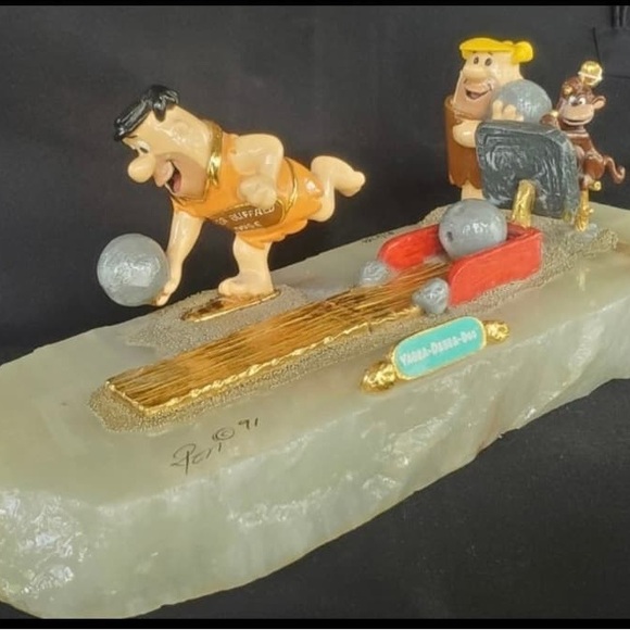 Bowling Playset with Gray and Gold Accents